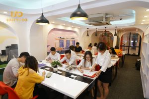 Trung tâm ngoại ngữ