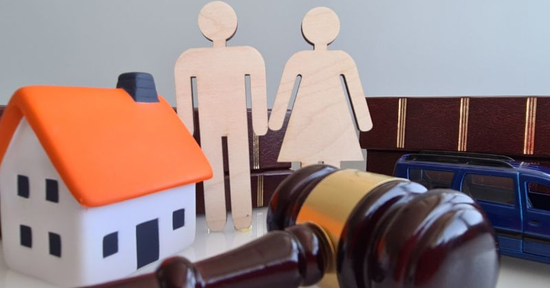 luật sư hôn nhân