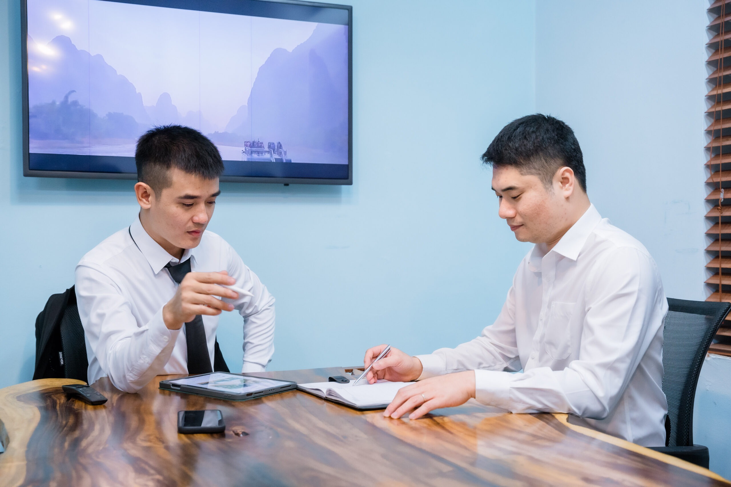 luật sư cho thương nhân Việt Nam