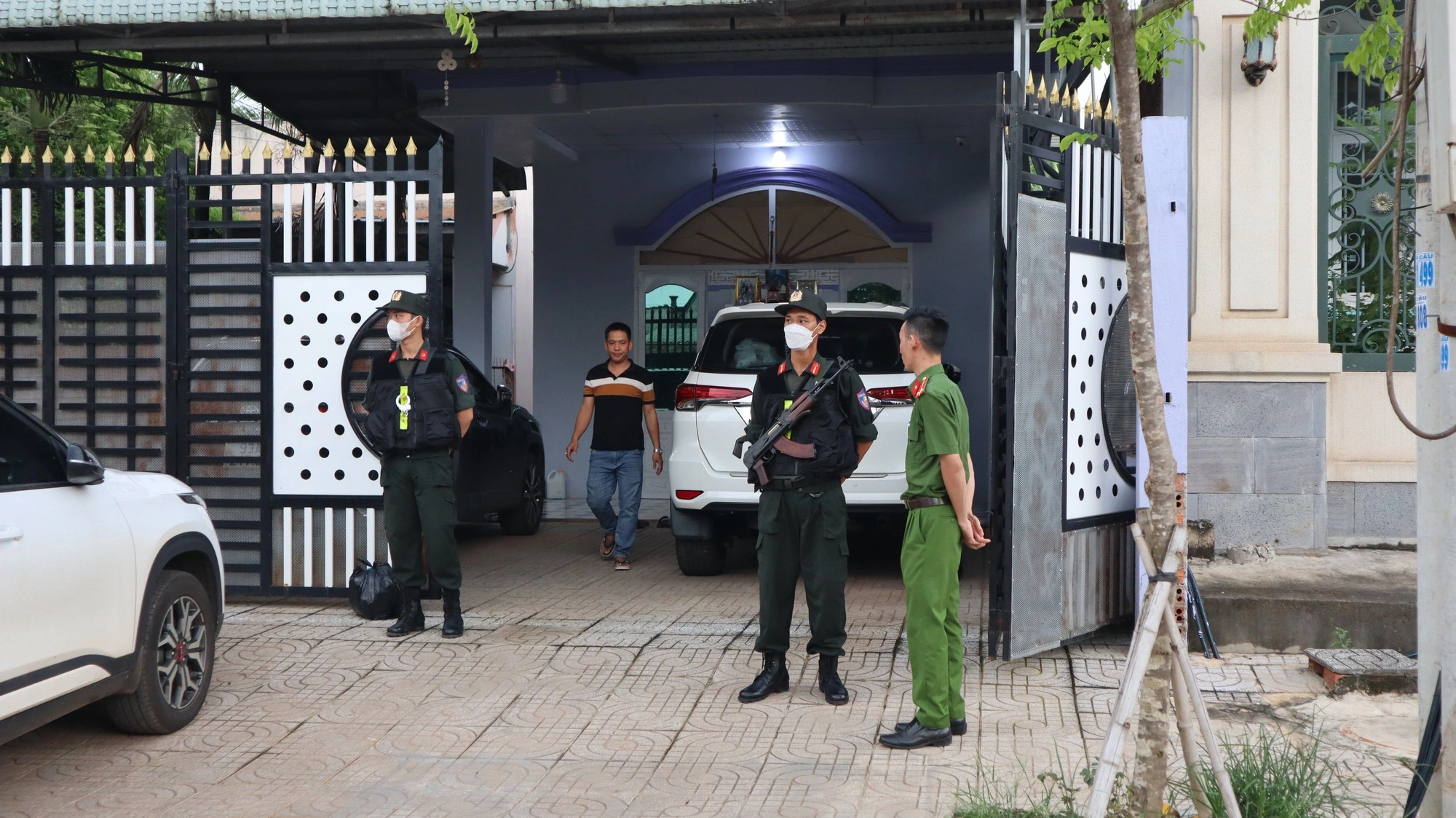 bắt giữ hình sự