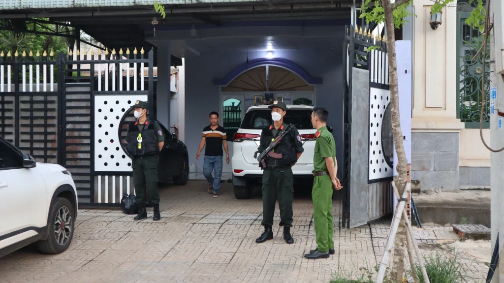 bị bắt giữ hình sự