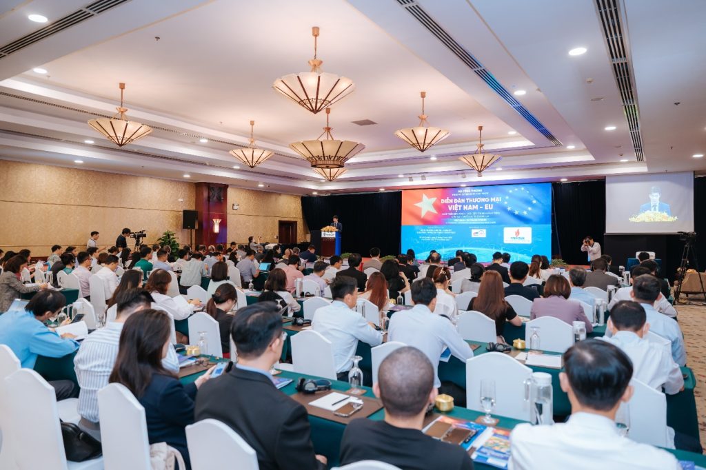 hợp đồng thương mại Việt Nam