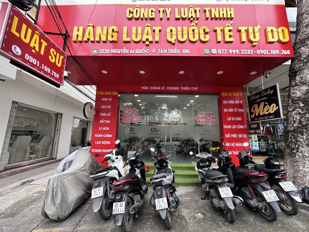 Hãng Luật Tự Do Tuyển dụng Luật sư